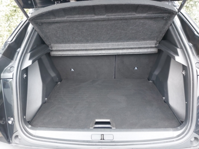 Used Peugeot 2008 2020 for sale - 76160430: Photo 8