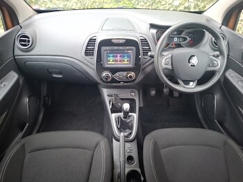 Used Renault Captur 2018 for sale - 78653907: Photo
