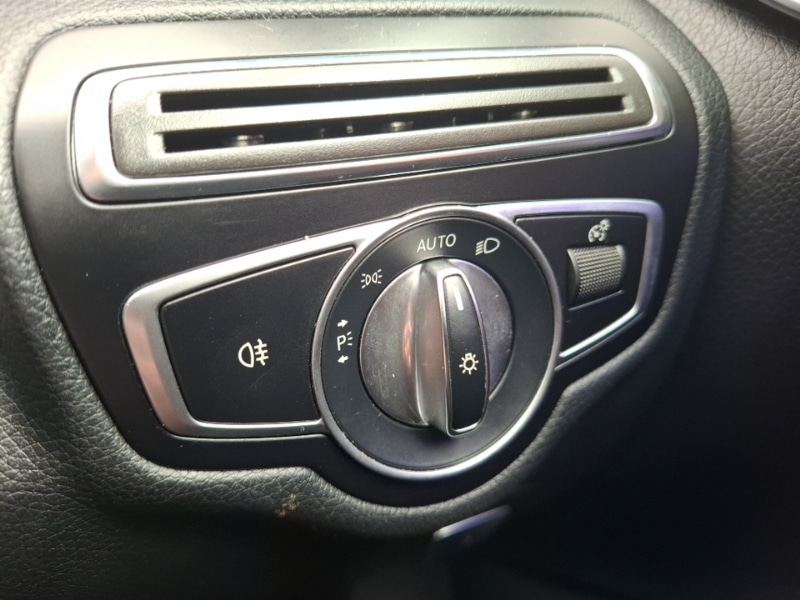 Used Mercedes-Benz C Class 2018 for sale - 77942730: Photo 17