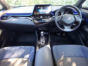 Used Toyota C-HR 2018 for sale - 78425091: Photo