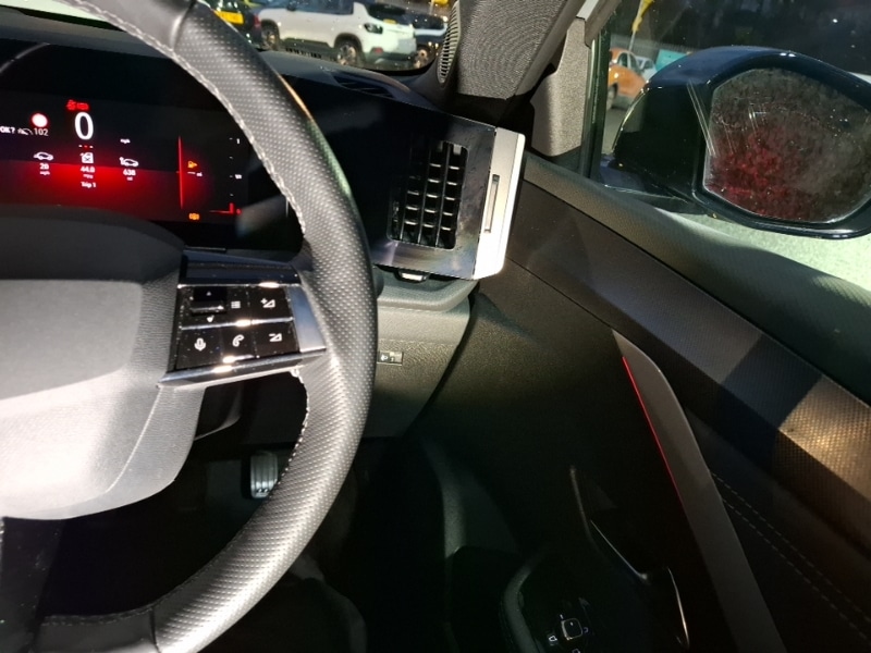 Used Vauxhall Astra 2024 for sale - 76954861: Photo 13