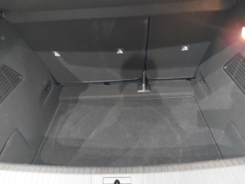 Used Renault Megane E Tech 2023 for sale - 76393038: Photo 8