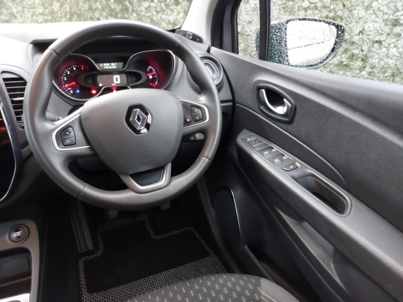Used Renault Captur 2018 for sale - 76548835: Photo 10