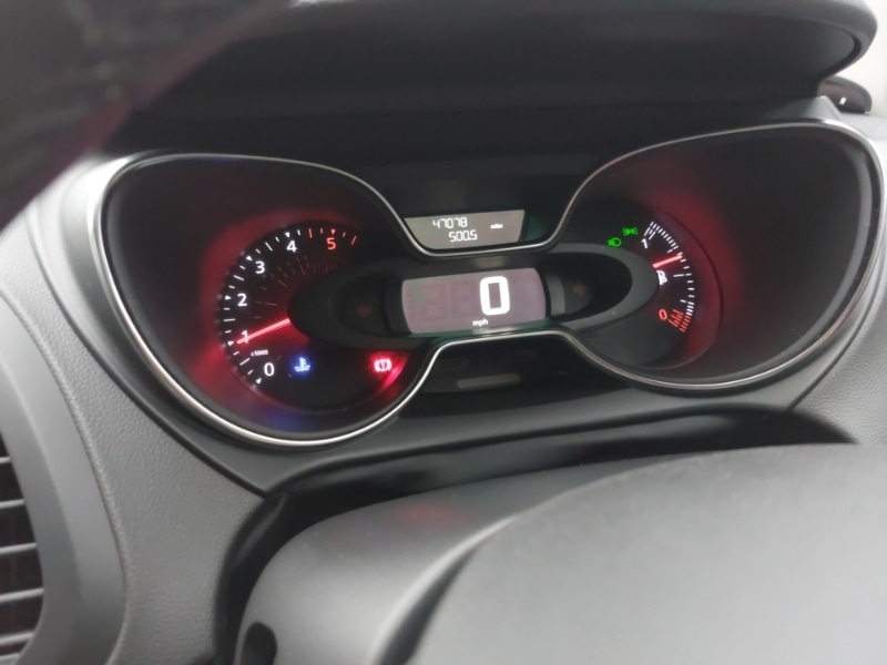 Used Renault Captur 2018 for sale - 76548835: Photo 17