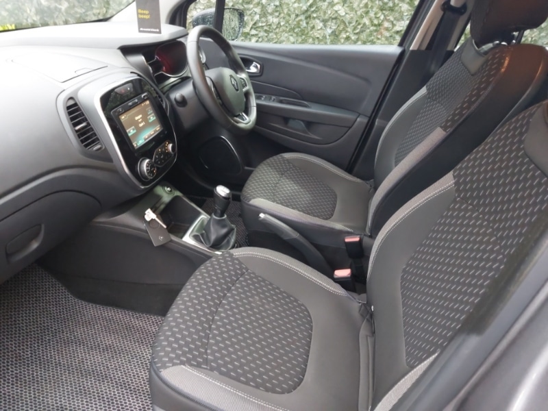 Used Renault Captur 2018 for sale - 76548835: Photo 5