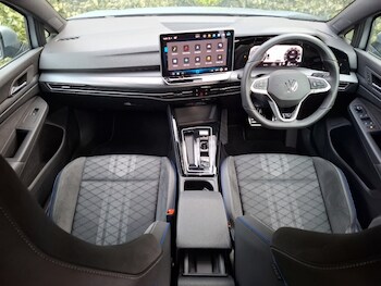 Used Volkswagen Golf 2024 for sale - 77514102: Photo