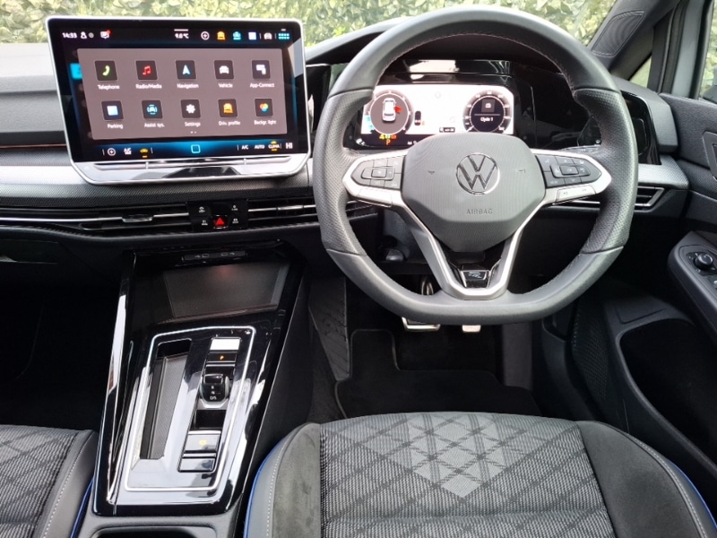 Used Volkswagen Golf 2024 for sale - 77514102: Photo 7