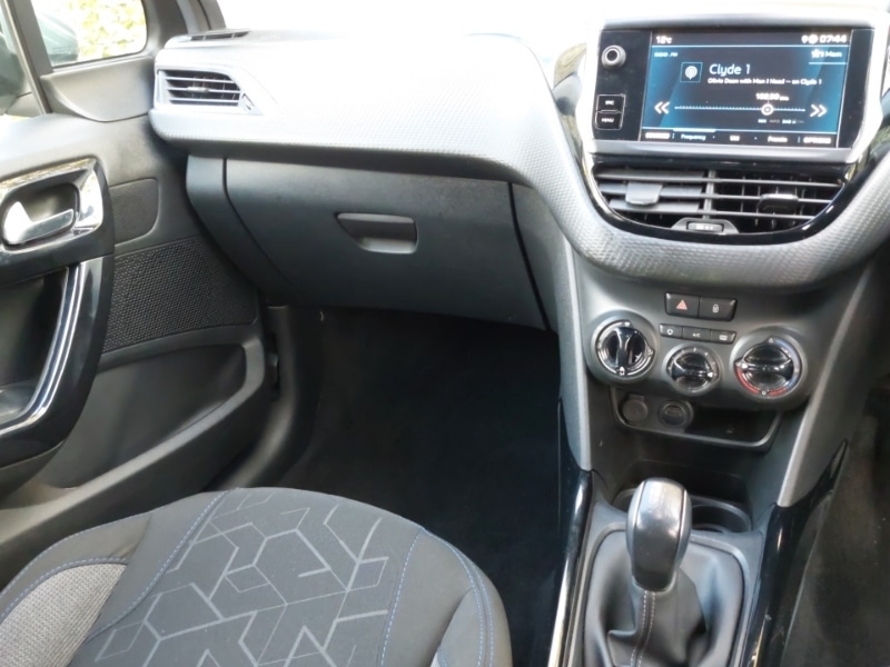 Used Peugeot 2008 2019 for sale - 76533089: Photo 11