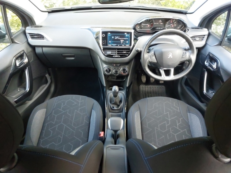 Used Peugeot 2008 2019 for sale - 76533089: Photo 2