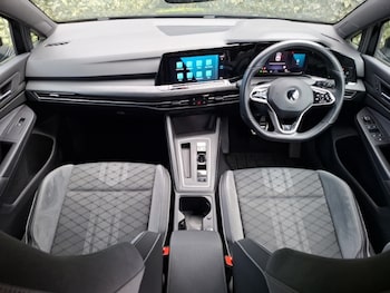 Used Volkswagen Golf 2020 for sale - 78013416: Photo