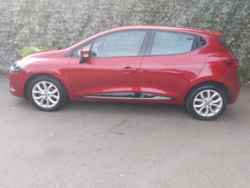Used Renault Clio 2017 for sale - 75486234: Photo