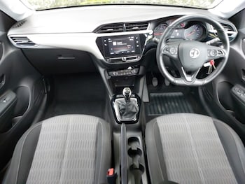 Used Vauxhall Corsa 2022 for sale - 76150767: Photo 2