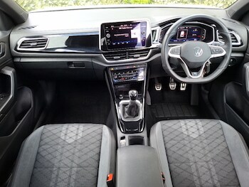 Used Volkswagen T-Roc 2025 for sale - 78480421: Photo