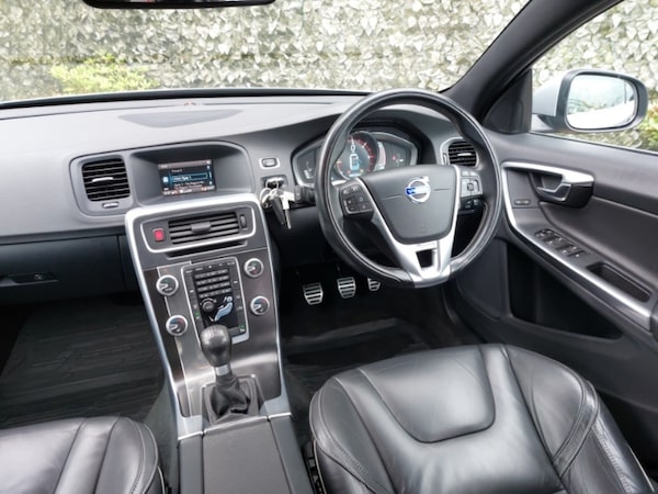 Used Volvo S60 2015 for sale - 76258468: Photo 11
