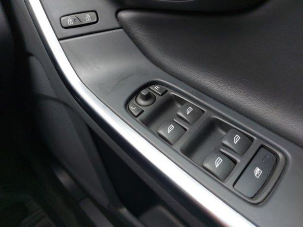 Used Volvo S60 2015 for sale - 76258468: Photo 17