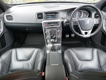 Used Volvo S60 2015 for sale - 76258468: Photo 2