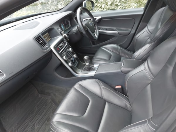 Used Volvo S60 2015 for sale - 76258468: Photo 5