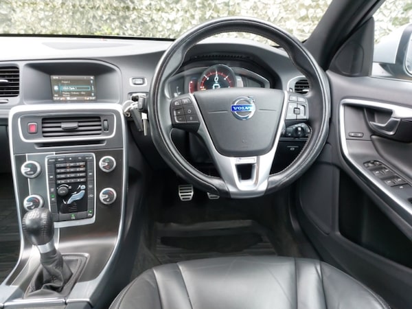 Used Volvo S60 2015 for sale - 76258468: Photo 7
