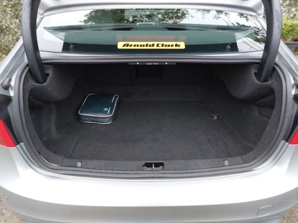 Used Volvo S60 2015 for sale - 76258468: Photo 8