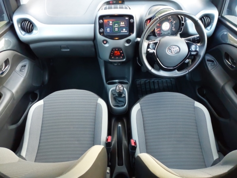 Used Toyota AYGO 2019 for sale - 76446159: Photo 2