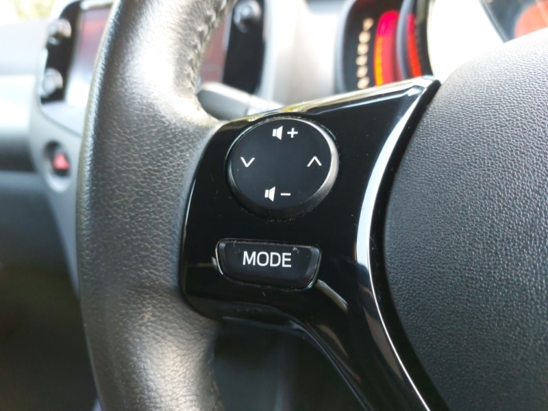 Used Toyota AYGO 2019 for sale - 76383923: Photo 12