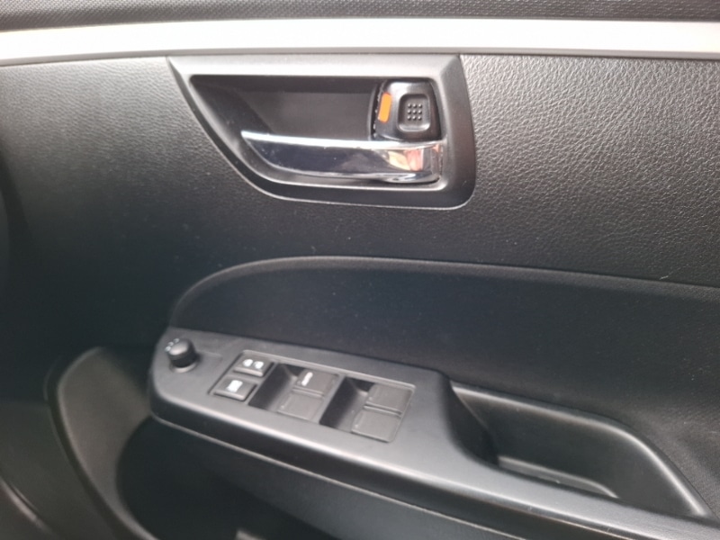 Used Suzuki Swift 2015 for sale - 77623532: Photo 18