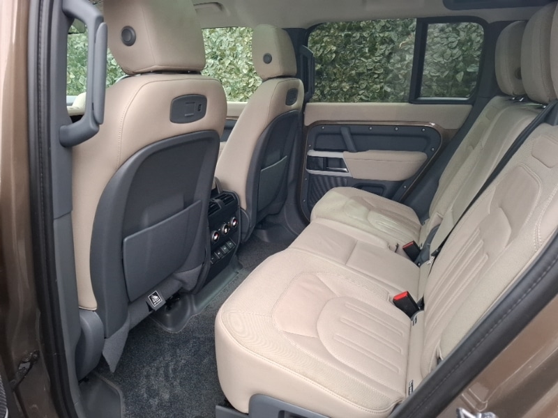 Used Land Rover Defender 2020 for sale - 77147074: Photo 6