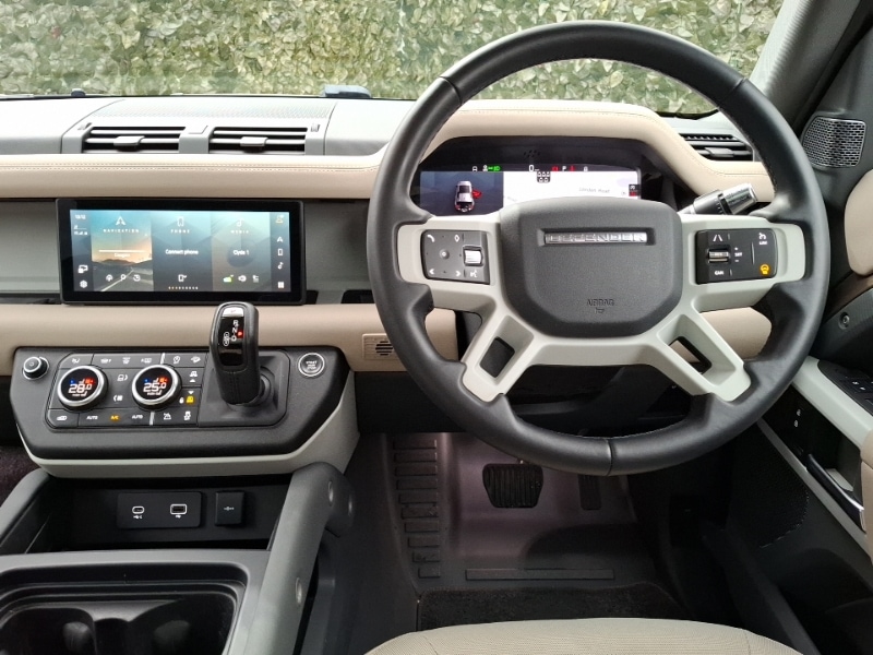 Used Land Rover Defender 2020 for sale - 77147074: Photo 7