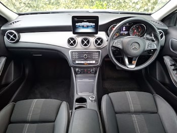Used Mercedes-Benz GLA 2019 for sale - 78973074: Photo