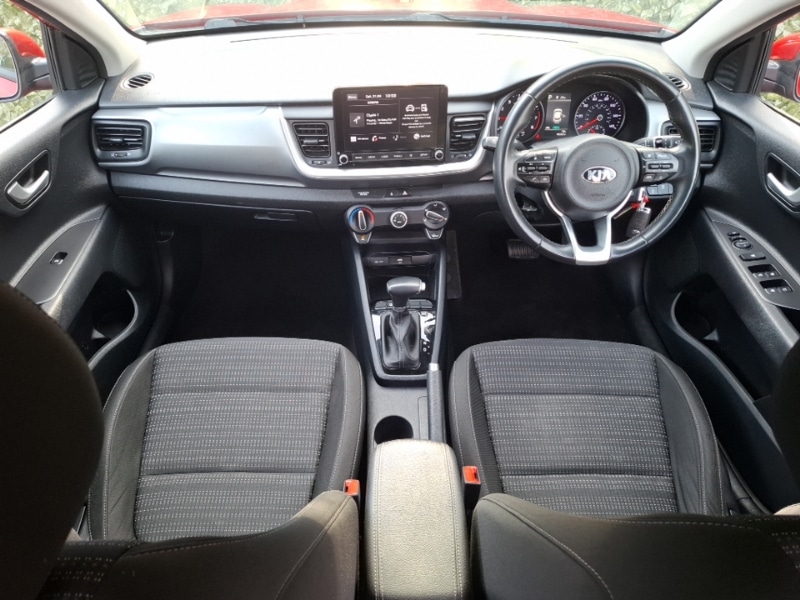 Used Kia Stonic 2021 for sale - 77974893: Photo 2