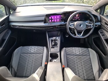 Used Volkswagen Golf 2022 for sale - 78252925: Photo