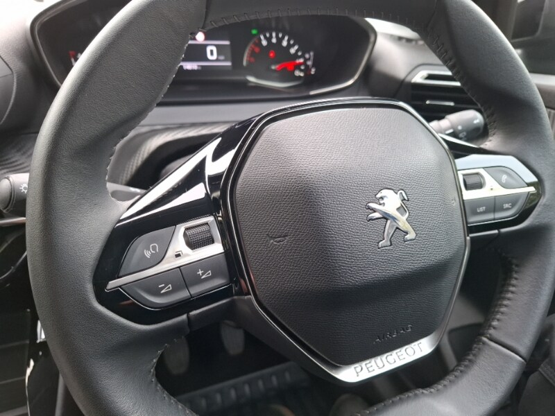 Used Peugeot 208 2023 for sale - 77678190: Photo 12