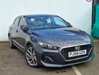 Used Hyundai i30 2019 for sale - 79523010: Photo