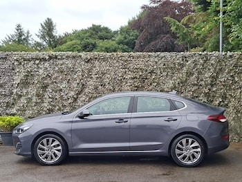 Used Hyundai i30 2019 for sale - 79523010: Photo