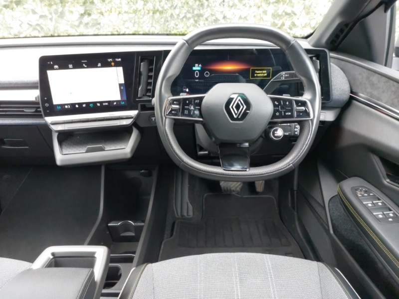 Used Renault Megane E Tech 2023 for sale - 76301633: Photo 7