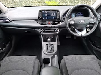 Used Hyundai i30 2023 for sale - 79517418: Photo