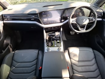 Used Volkswagen Touareg 2023 for sale - 78694887: Photo