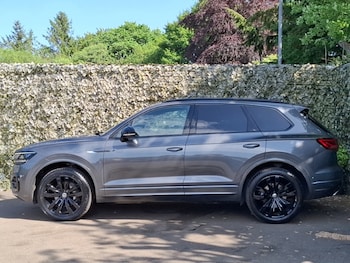Used Volkswagen Touareg 2023 for sale - 78694887: Photo