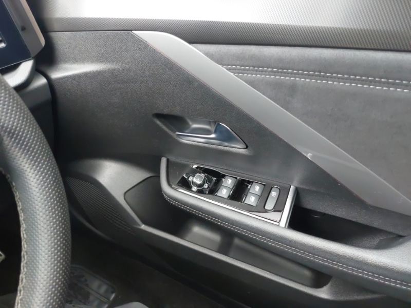 Used Vauxhall Astra 2023 for sale - 76365506: Photo 19