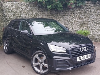 Audi - Q2