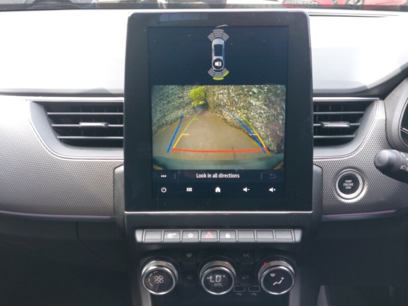 2022 Renault Arkana 1.3 TCe Mild Hybrid 140 S Edition 5dr EDC Estate Petrol Auto - Picture 13 of 19