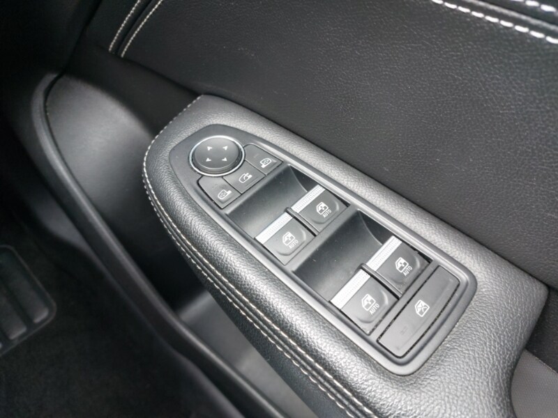 2022 Renault Arkana 1.3 TCe Mild Hybrid 140 S Edition 5dr EDC Estate Petrol Auto - Picture 17 of 19