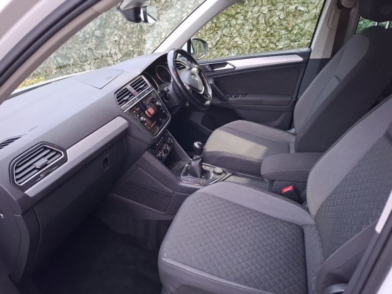 Used Volkswagen Tiguan 2017 for sale - 77424269: Photo 5