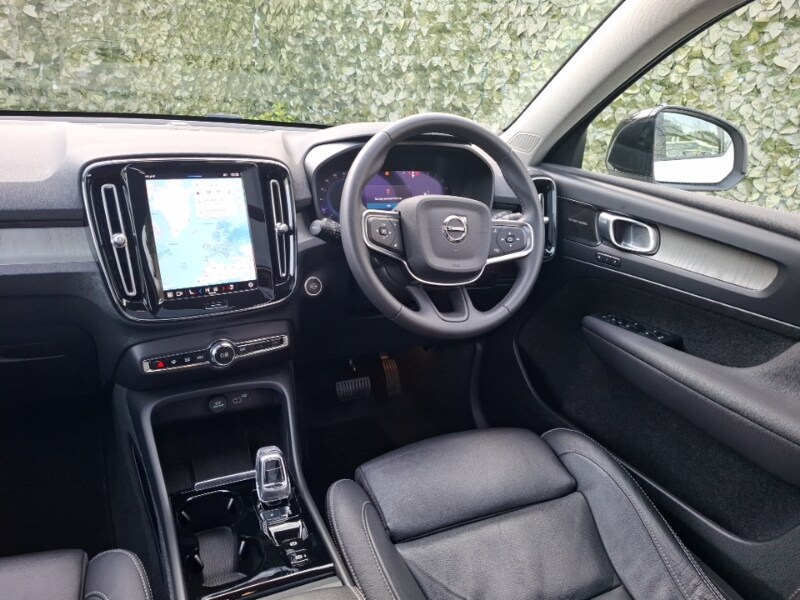 Used Volvo XC40 2023 for sale - 77889509: Photo 11