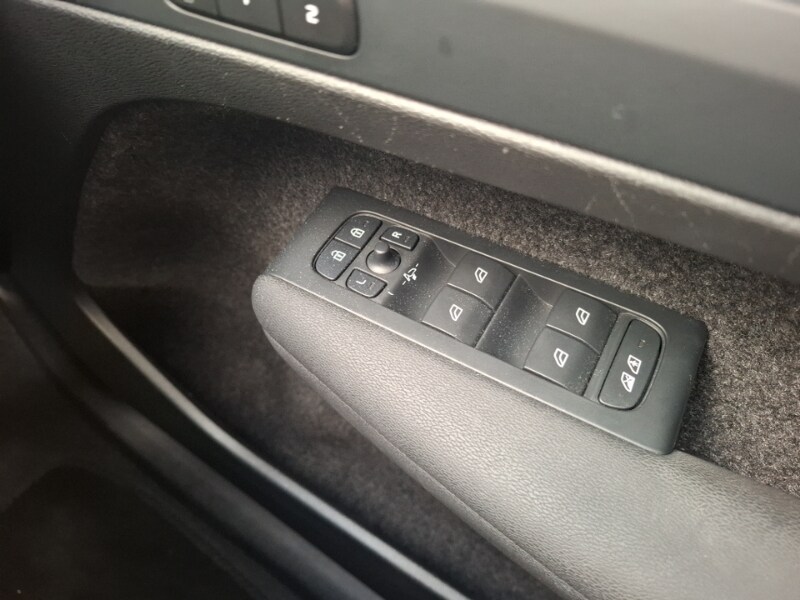 Used Volvo XC40 2023 for sale - 77889509: Photo 19