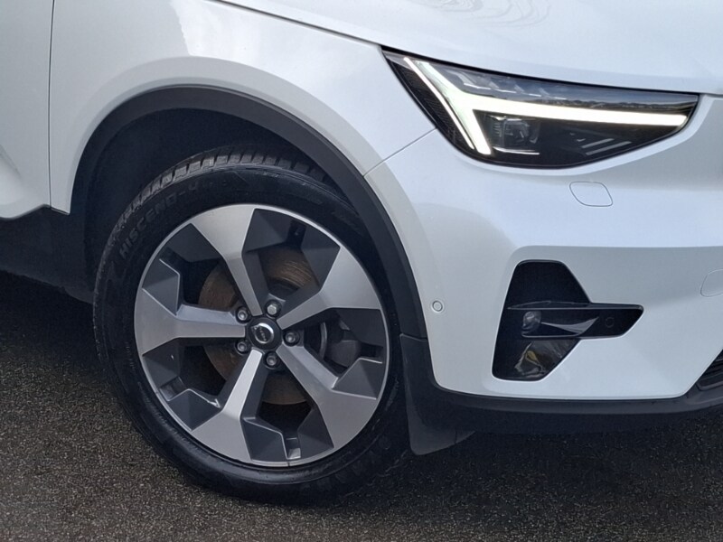 Used Volvo XC40 2023 for sale - 77889509: Photo 9