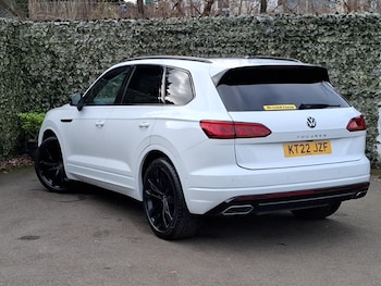 Used Volkswagen Touareg 2022 for sale - 77702234: Photo