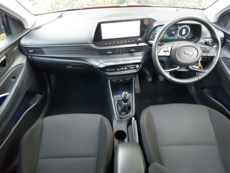 Used Hyundai i20 2023 for sale - 76487886: Photo 2