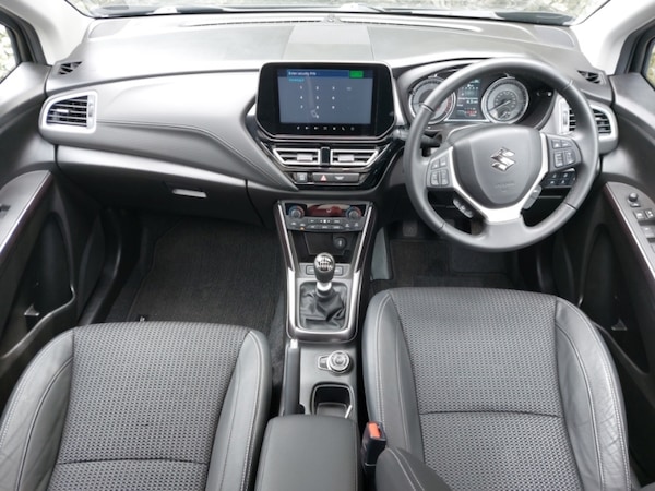 Used Suzuki SX4 S-Cross 2023 for sale - 76229964: Photo 2