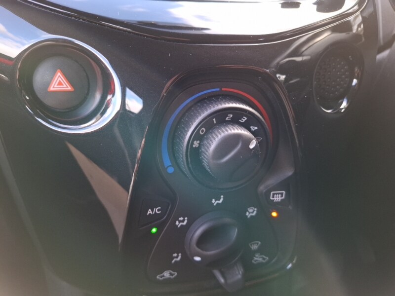 Used Toyota AYGO 2015 for sale - 78211496: Photo 16